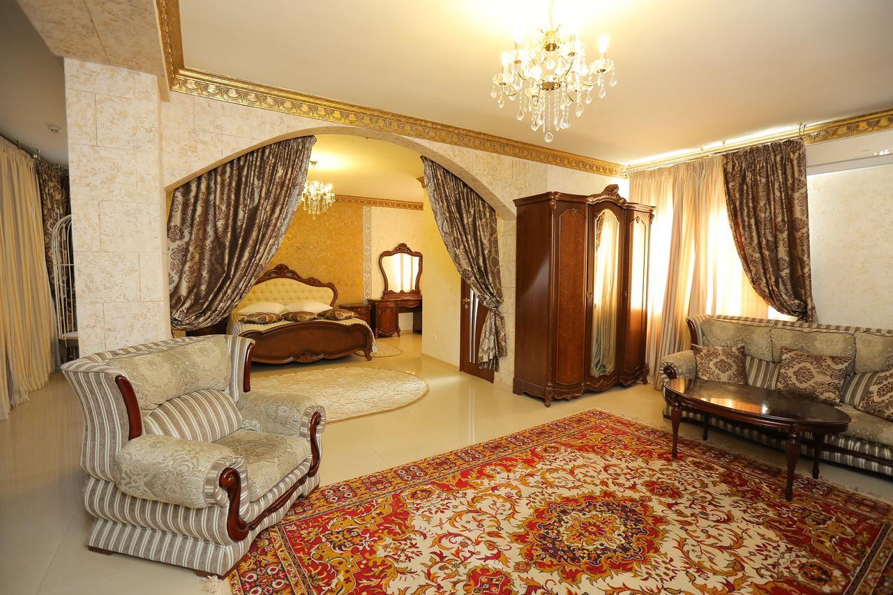 Hotel "Zolotoe Runo" Odessa Exterior foto