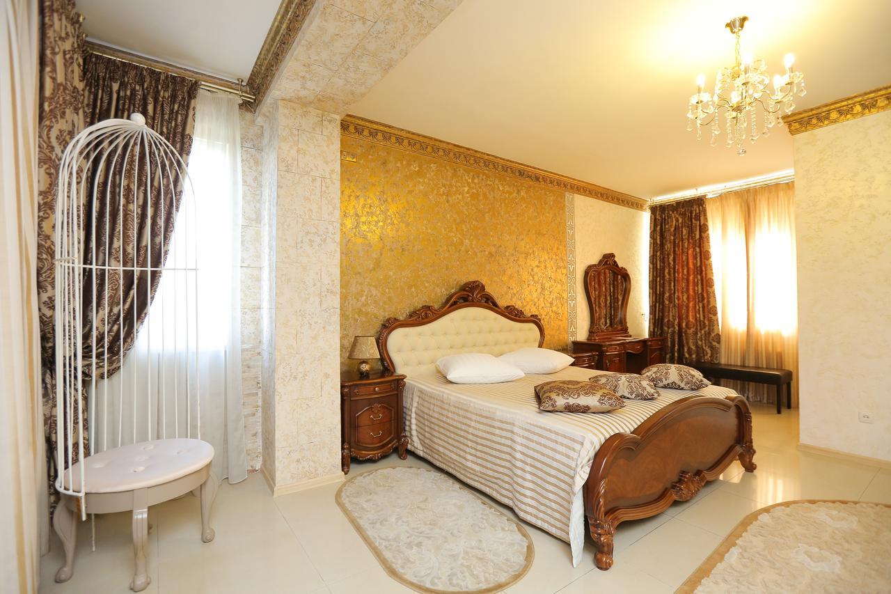 Hotel "Zolotoe Runo" Odessa Exterior foto